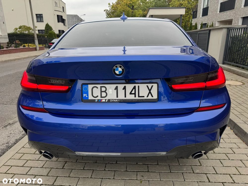 BMW Seria 3 318d M Sport - 5