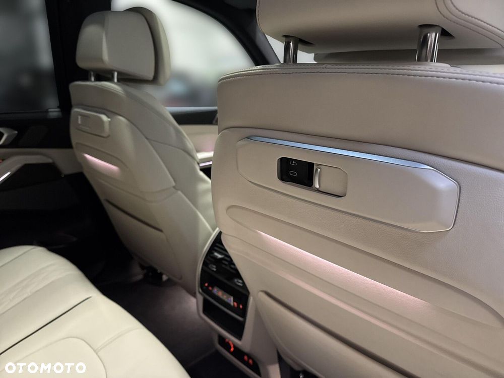 BMW X5 - 25