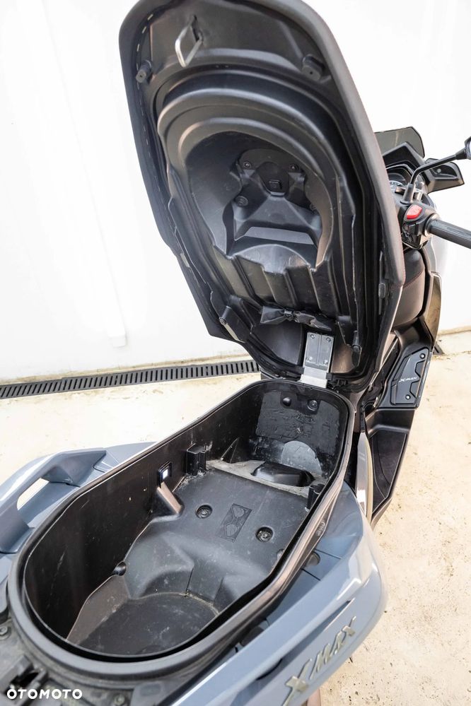 Yamaha X-max - 29