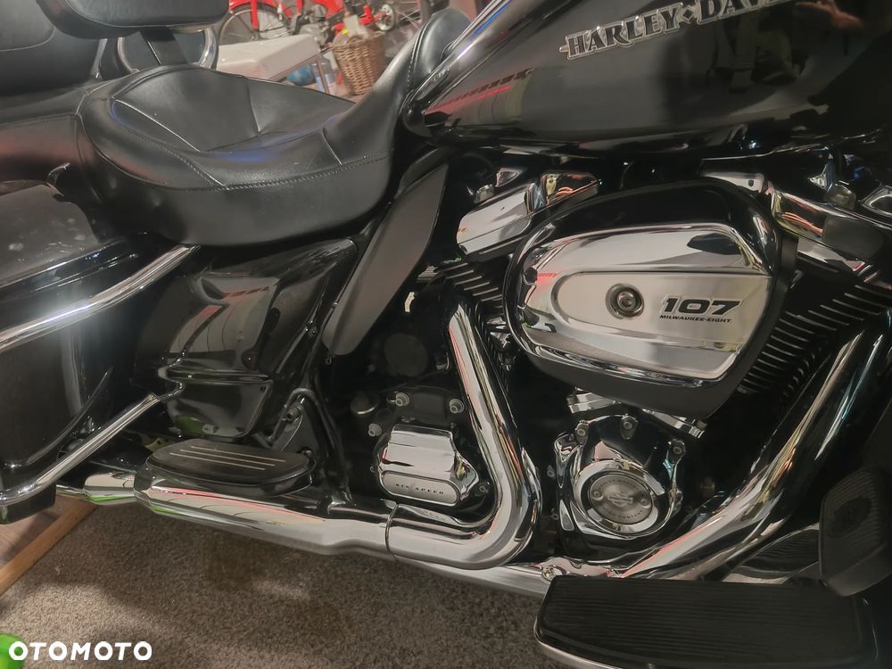 Harley-Davidson FLH Electra Glide - 7