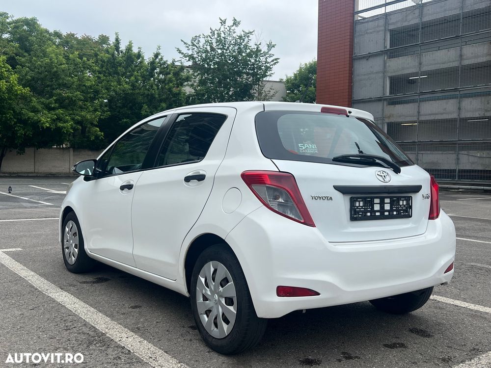 Toyota Yaris - 6