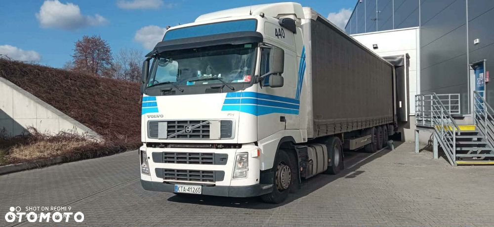 Volvo - 2