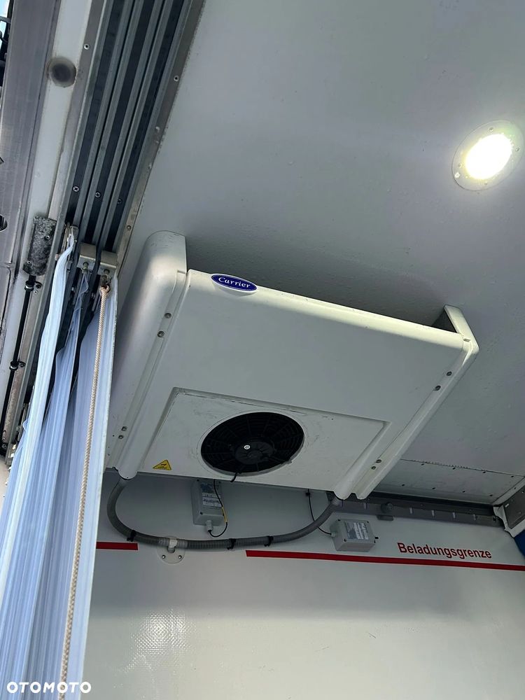 Mercedes-Benz Sprinter - 20