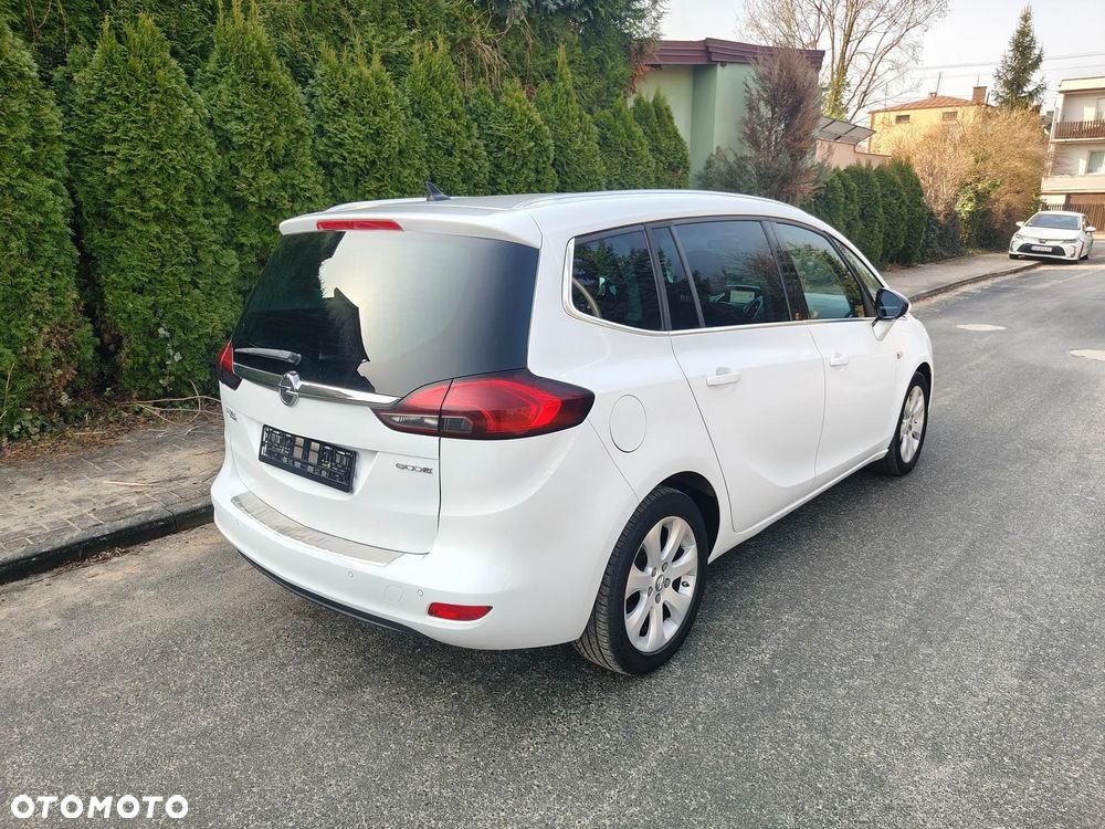 Opel Zafira - 8