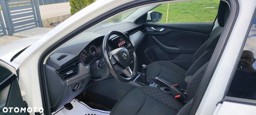 Skoda Scala 1.6 TDI SCR Active - 10