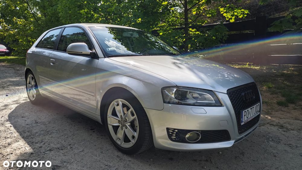Audi A3 3-drzwiowe 2.0 TDI DPF Ambiente - 2