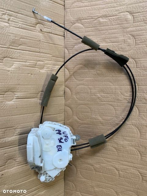 HONDA CIVIC VIII ZAMEK DZWI PRAWY PRZÓD UFO EUROPA 06-11r 3D - 3