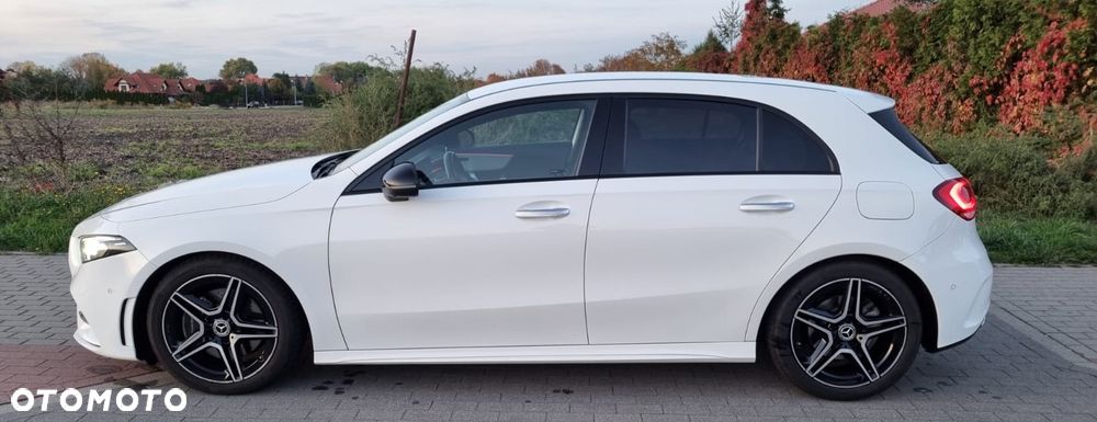Mercedes-Benz Klasa A 220 4-Matic 7G-DCT - 3
