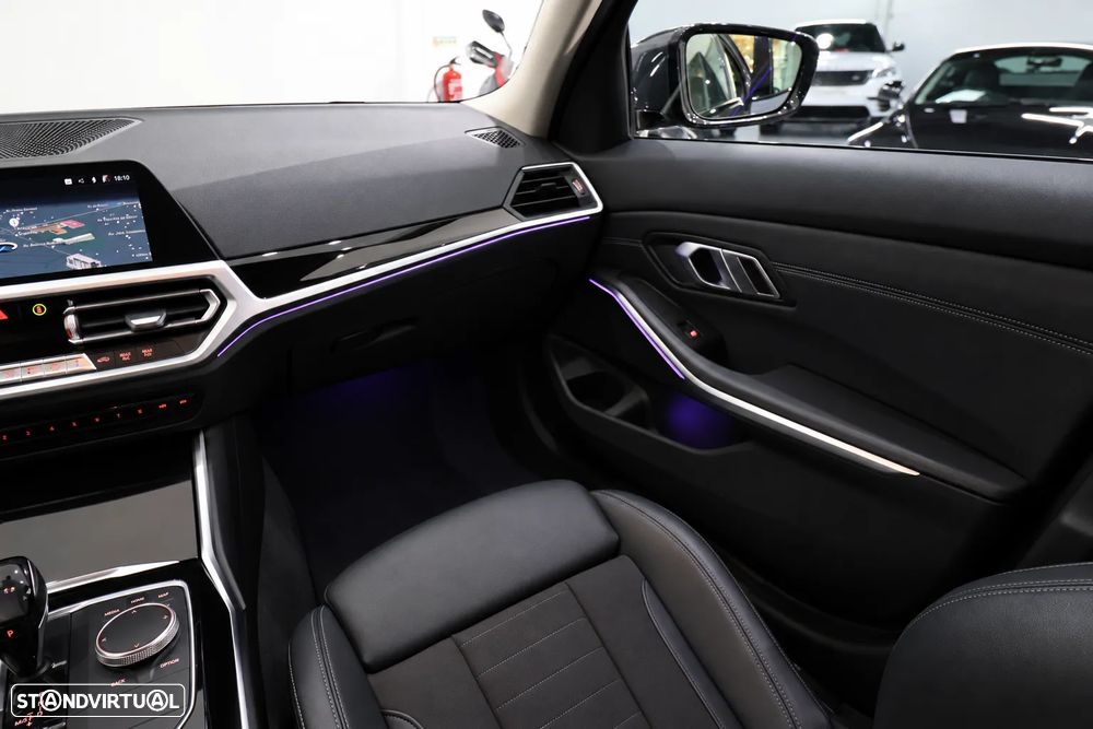 BMW 330 e Auto - 35