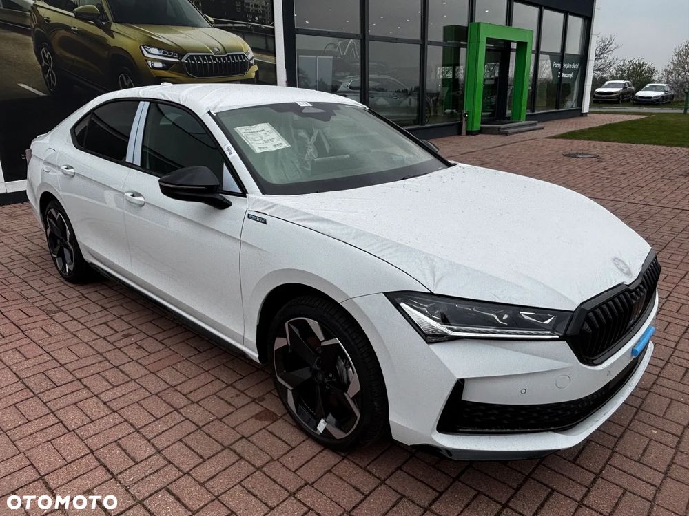 Skoda Superb 2.0 TDI SCR 4x4 Sportline DSG - 5