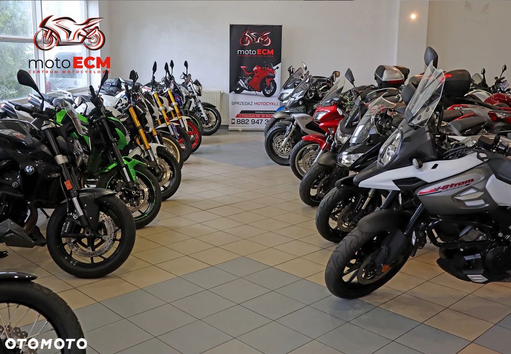 Yamaha FZS - 22