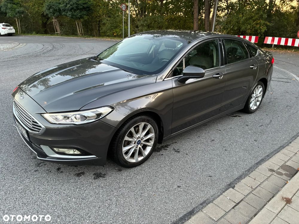 Ford Fusion - 4