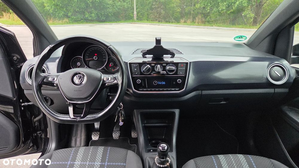 Volkswagen up! club - 10
