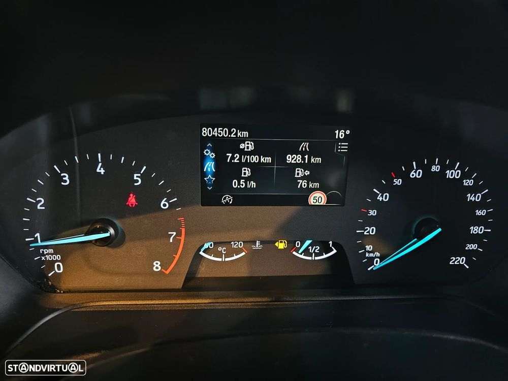 Ford Puma 1.0 EcoBoost TITANIUM - 38