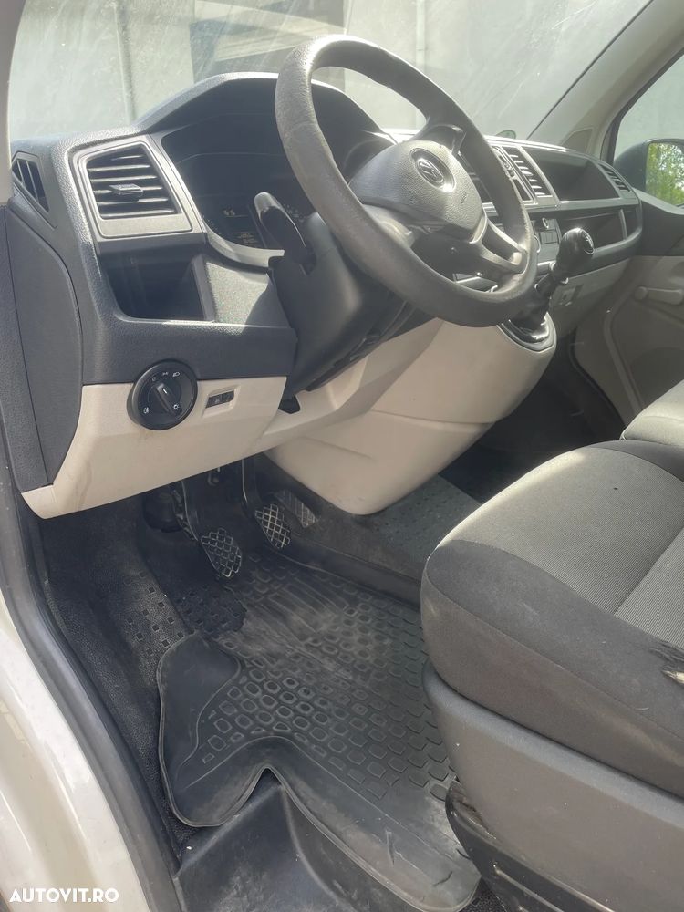 Volkswagen Transporter - 5