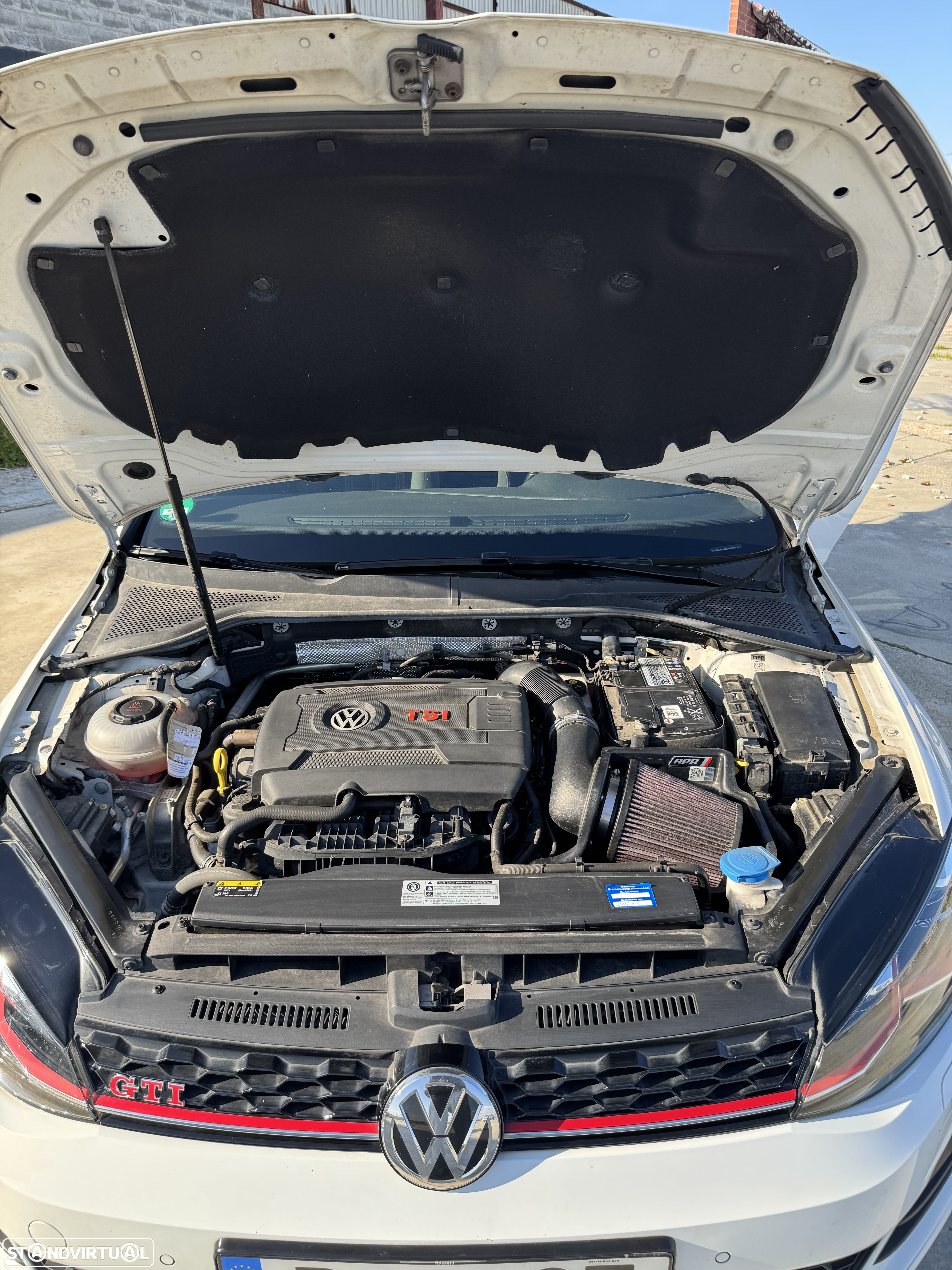 VW Golf 2.0 TSI GTI DSG Performance - 12