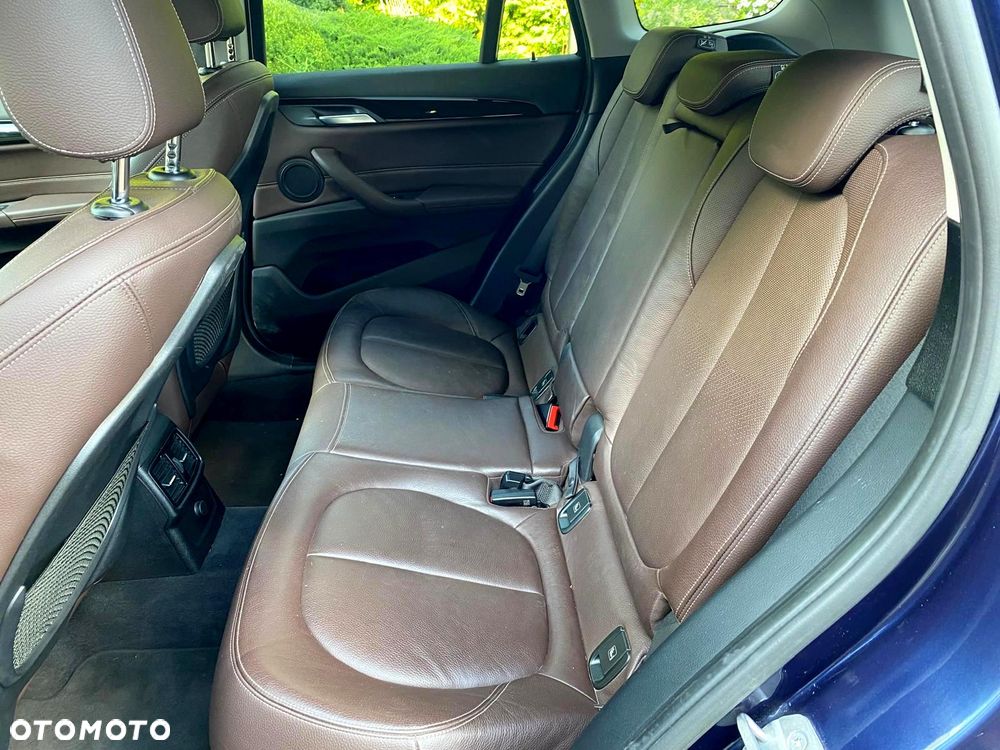 BMW X1 sDrive18d Advantage sport - 25