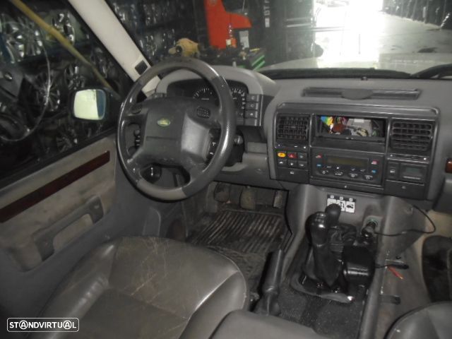 Carro MOT: 10P CXVEL: R380 5 LAND ROVER DISCOVERY 2 L318 FASE 2 2000 2.5TDS 4X4 140CV 5P CINZA DIESEL - 10