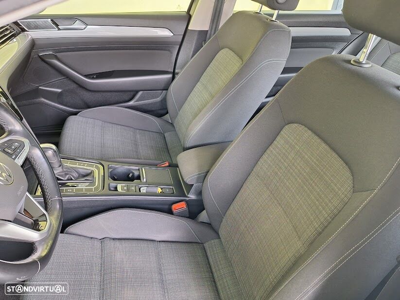VW Passat Variant 2.0 TDI Business DSG - 8
