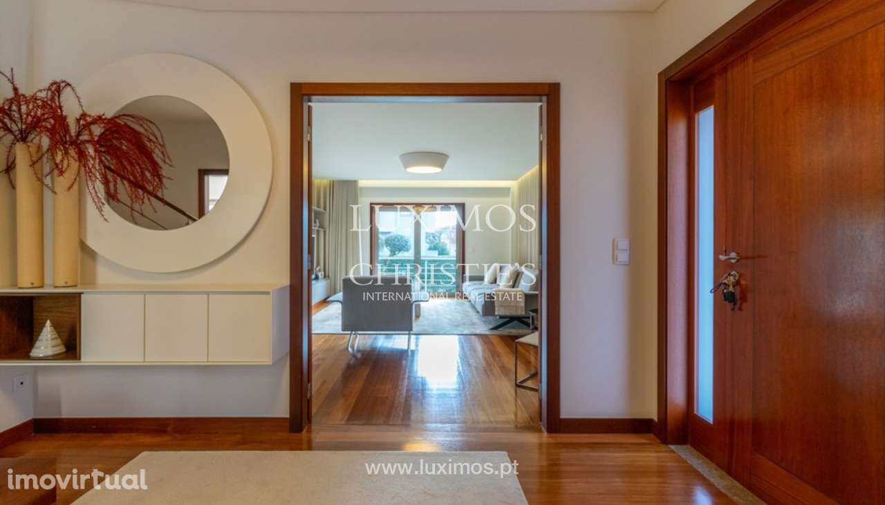 Moradia V4+1 com jardim, para venda, na Senhora da Hora - Grande imagem: 5/25