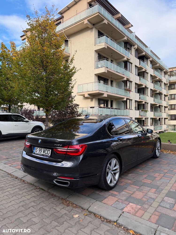 BMW Seria 7 740d xDrive - 20
