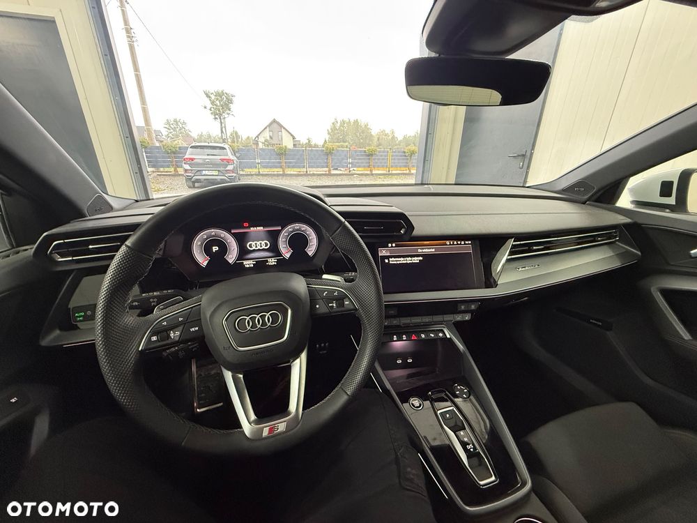 Audi A3 Sportback 40 TFSI quattro S tronic S line - 11