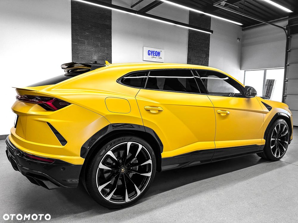 Lamborghini Urus - 7