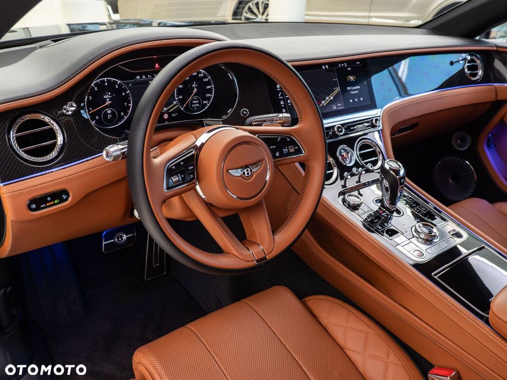 Bentley Continental GT - 13