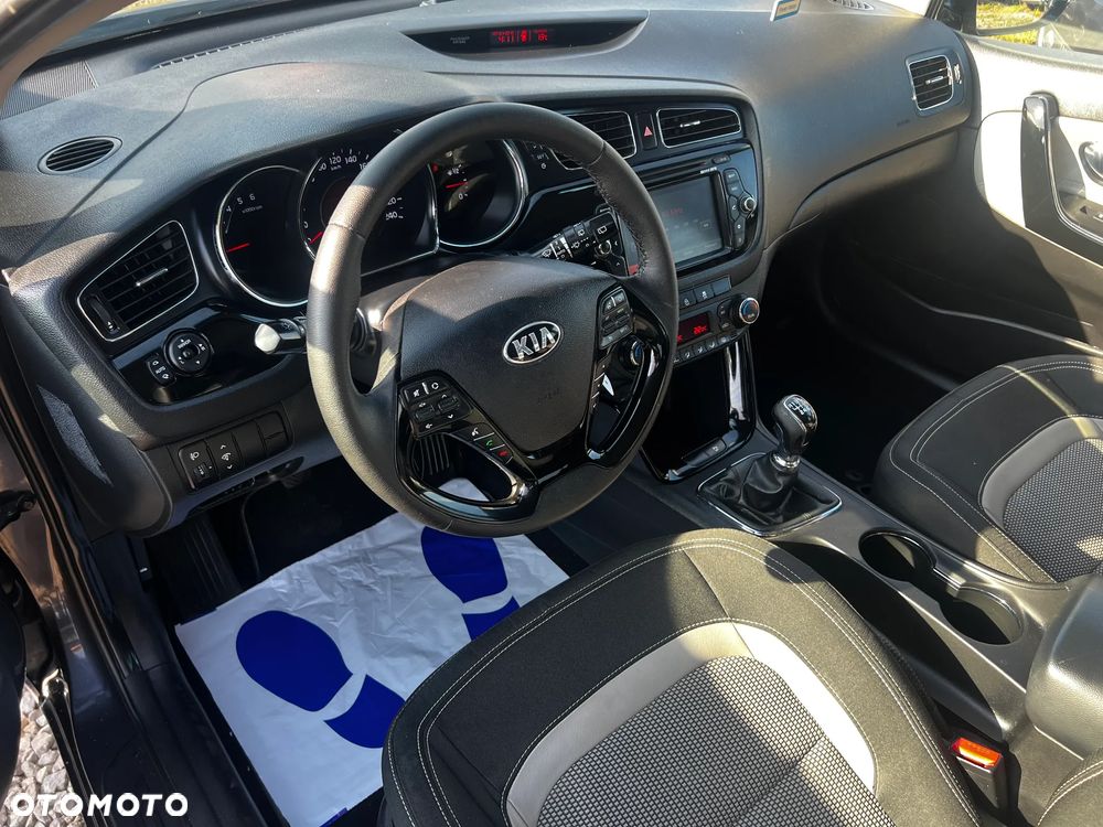 Kia Ceed - 5