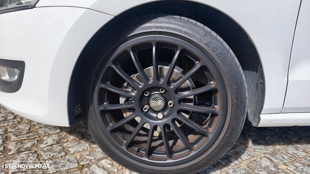 VW Polo 1.6 TDI Confortline BlueMotion - 11