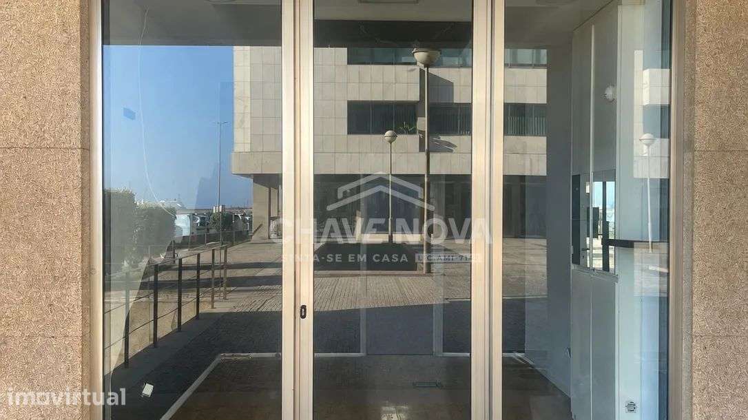Loja para arrendamento em Leça da Palmeira – Vista Mar - Grande imagem: 3/11