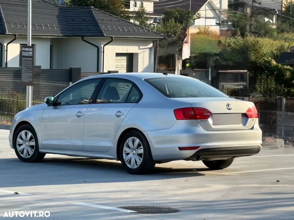 Volkswagen Jetta 1.6 TDI DPF Trendline - 2