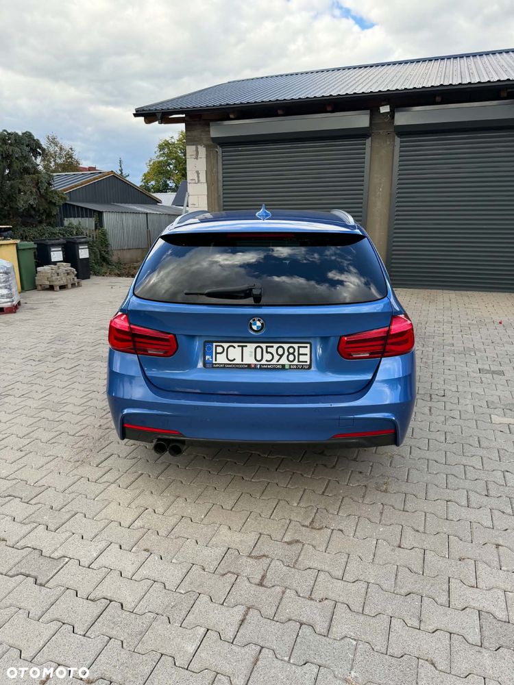 BMW Seria 3 320d M Sport - 8