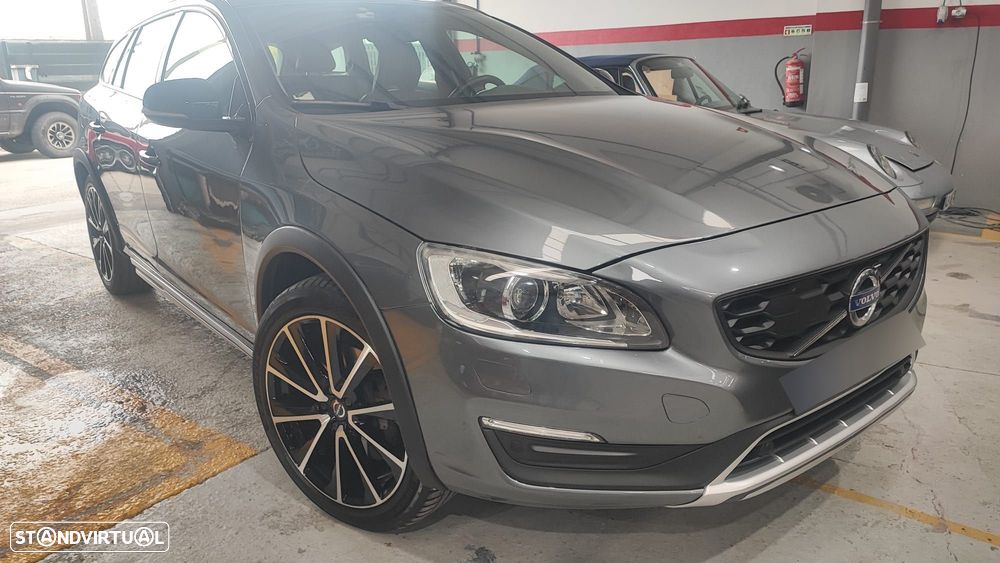 Volvo V60 2.0 D4 Summum Geartronic - 4