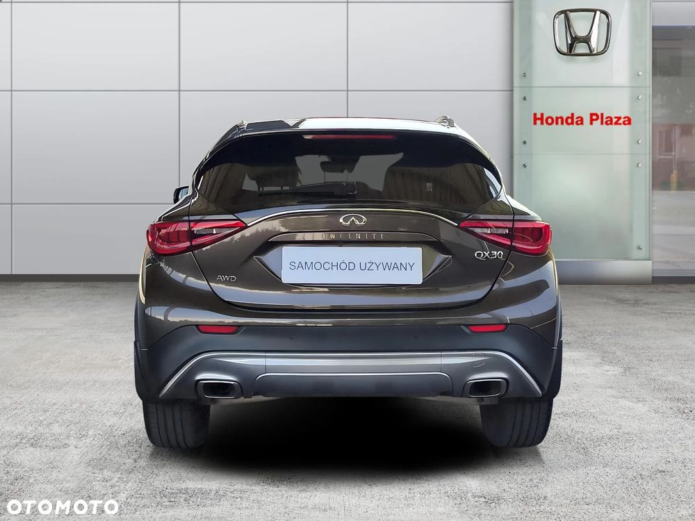 Infiniti QX30 2.2d Premium Tech AWD 7DCT - 5