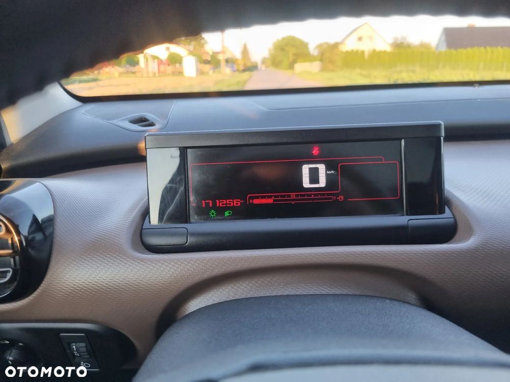 Citroën C4 Cactus 1.2 PureTech Shine S&S - 9