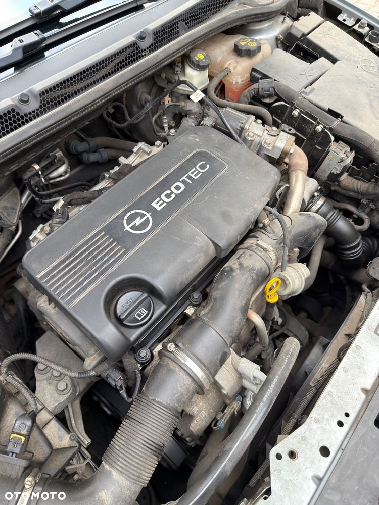 Opel Astra - 16