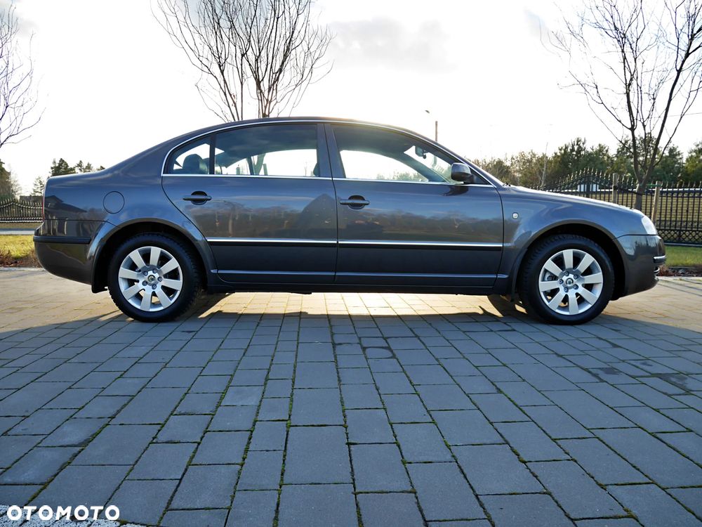 Skoda Superb 1.8T Elegance - 6