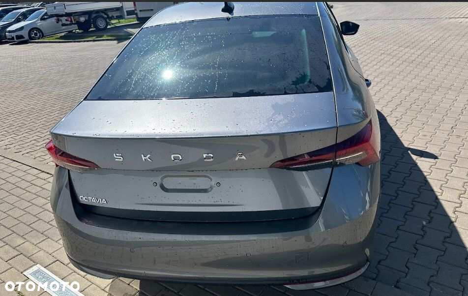 Skoda Octavia - 4