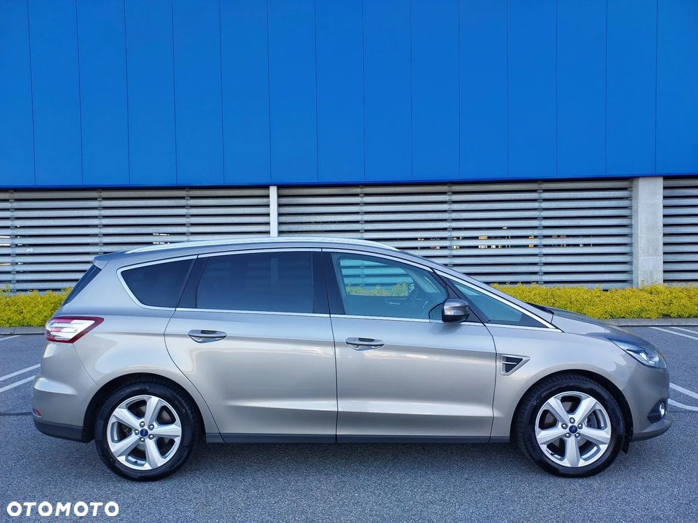 Ford S-Max 2.0 TDCi Titanium - 9