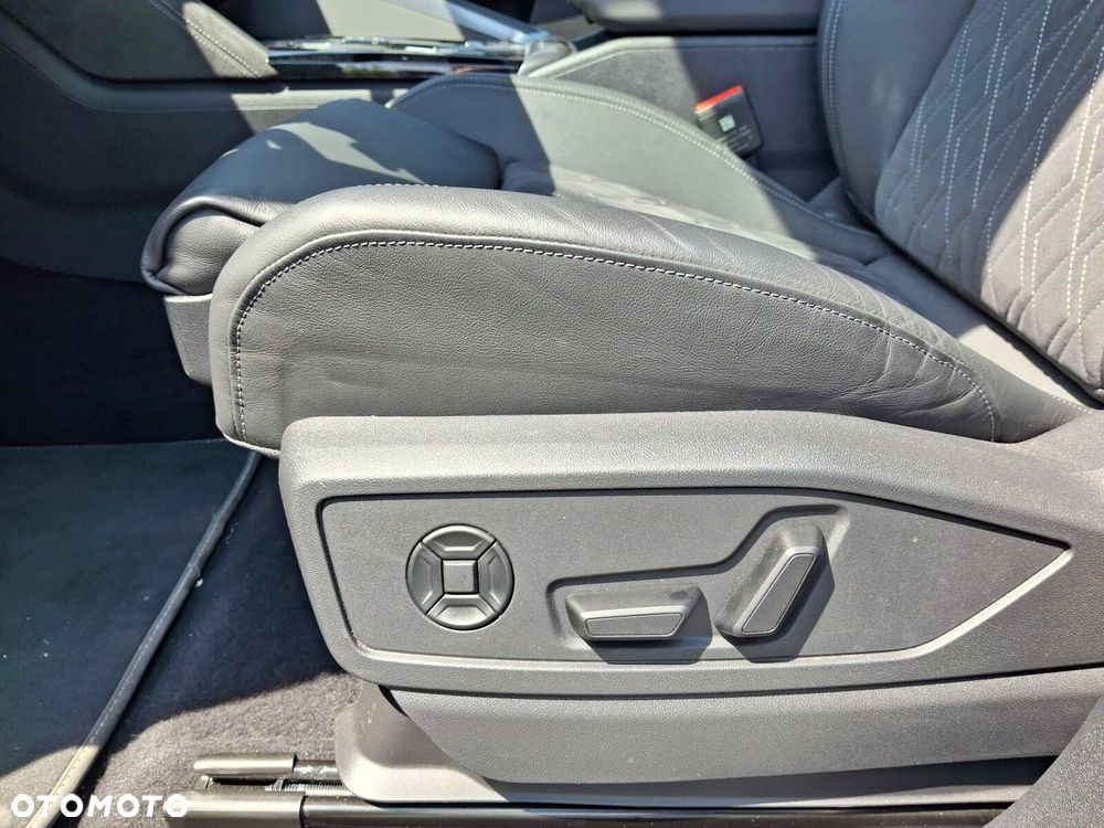 Audi Q5 Sportback - 14