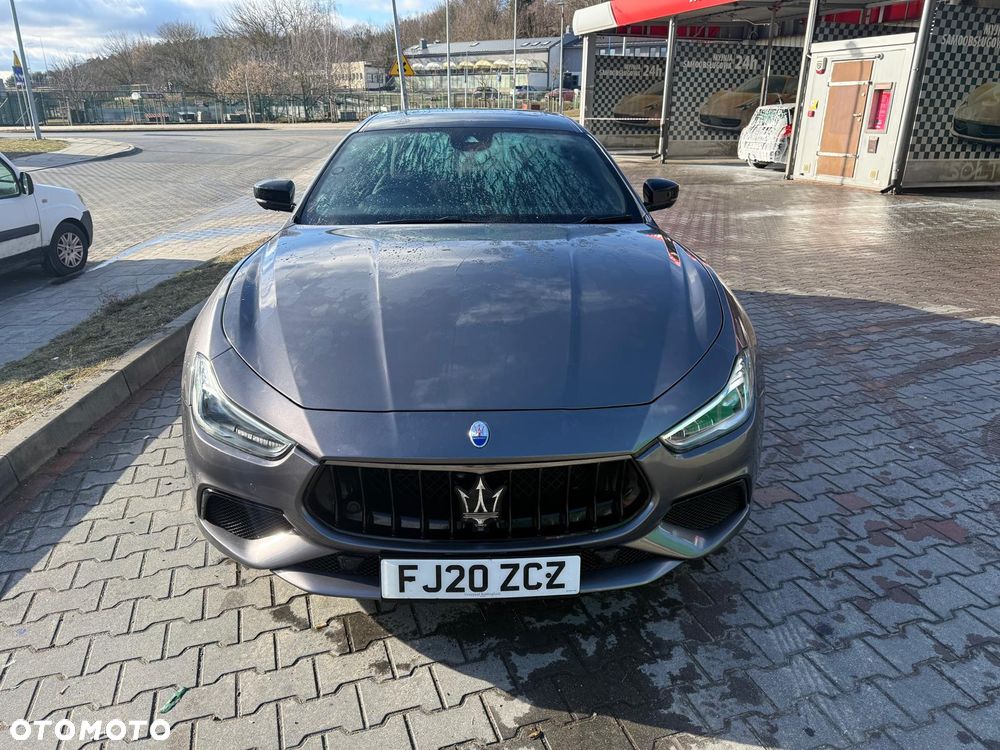 Maserati Ghibli S GranSport - 3