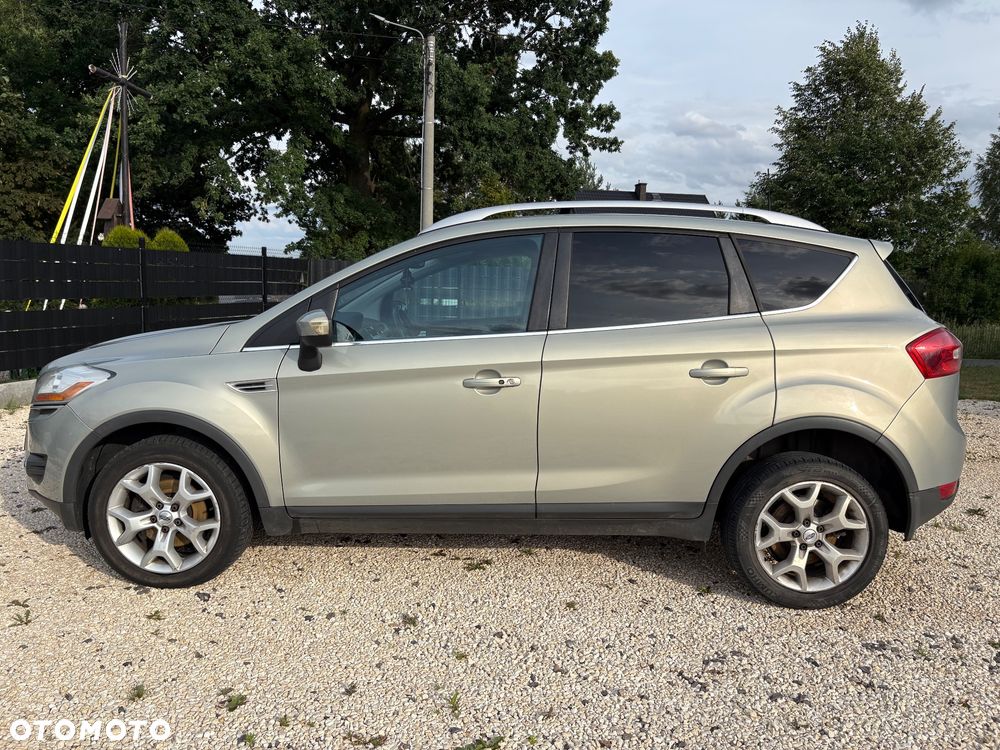 Ford Kuga 2.0 TDCi 4x4 Titanium - 9