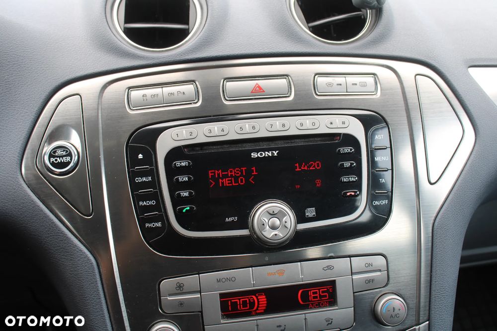 Ford Mondeo 1.8 TDCi Titanium - 29