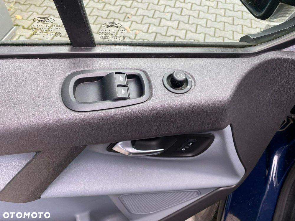 Ford Transit Custom - 12