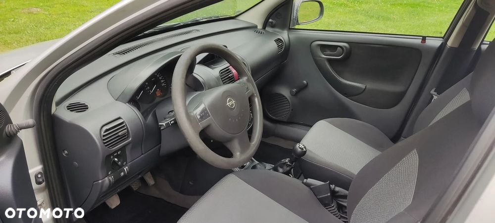 Opel Corsa - 6