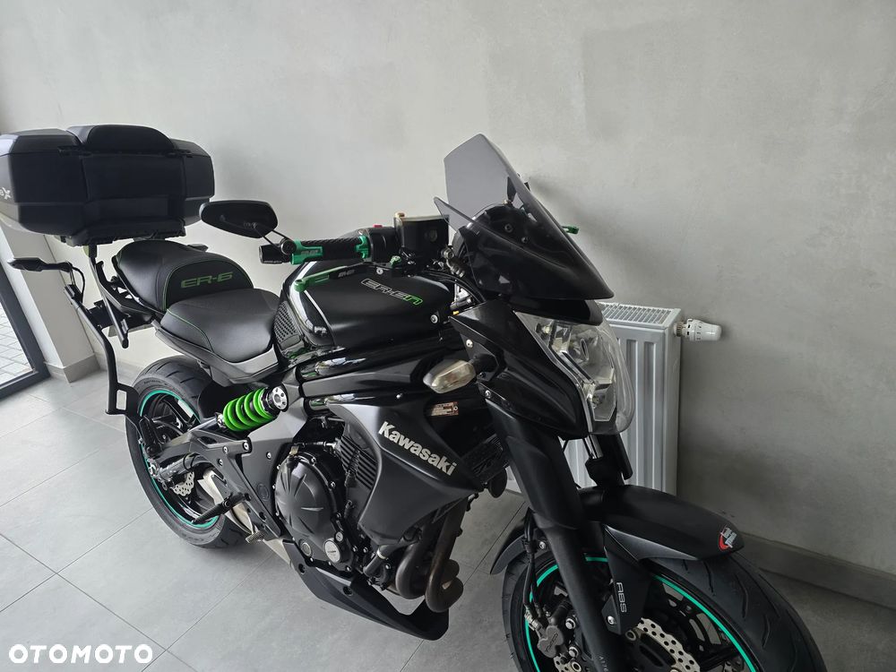 Kawasaki ER - 25
