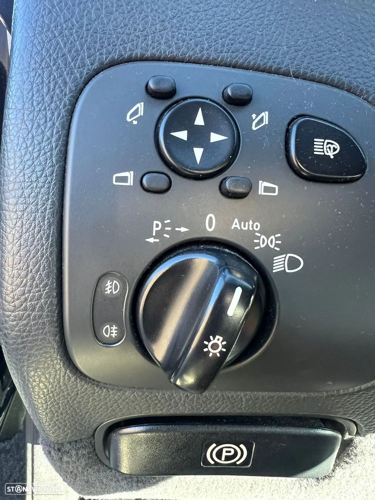 Mercedes-Benz CLK 240 - 39