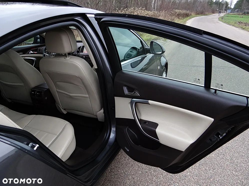 Opel Insignia 2.0 Turbo Cosmo - 38