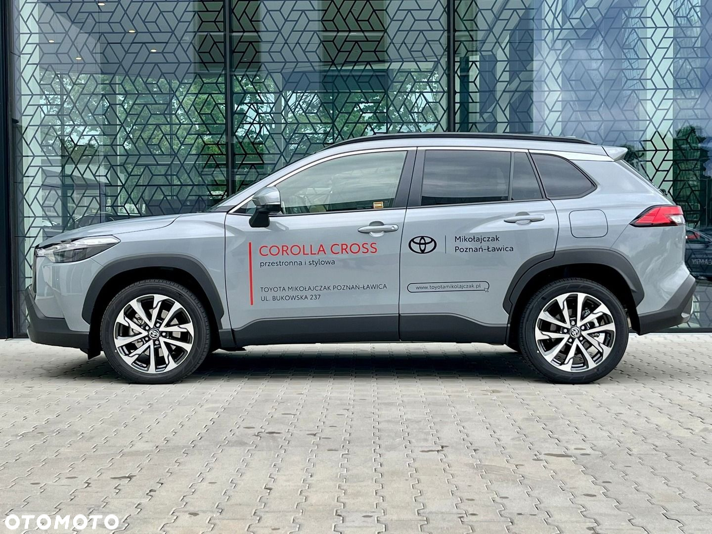 Toyota Corolla Cross - 3